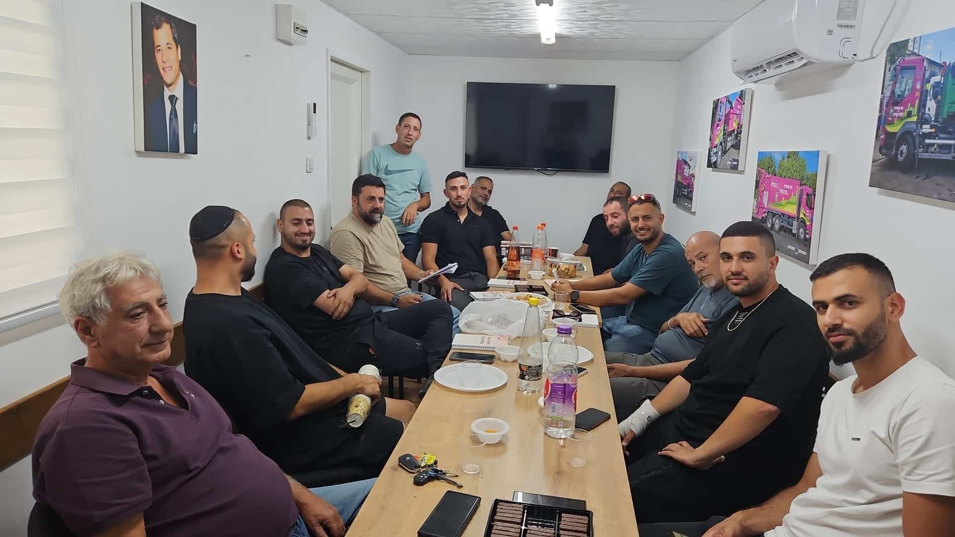 מנהלי עבודה